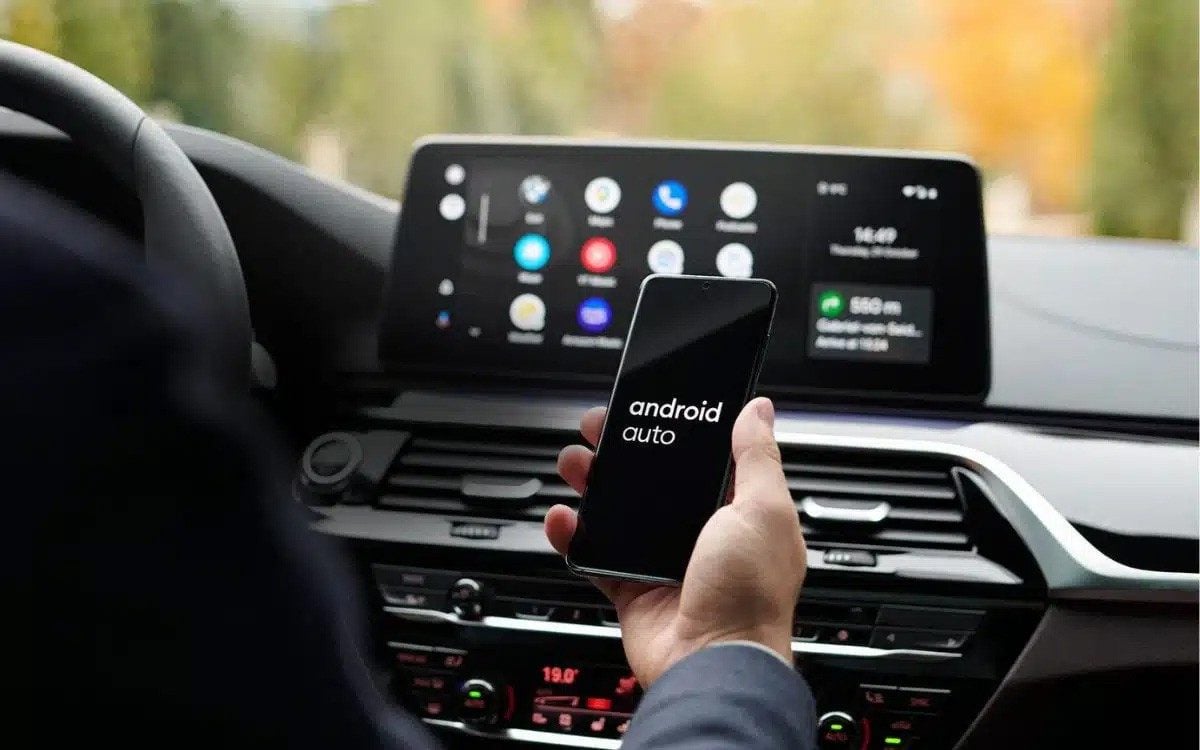 Google élargit la fonctionnalité dashcams aux voitures android